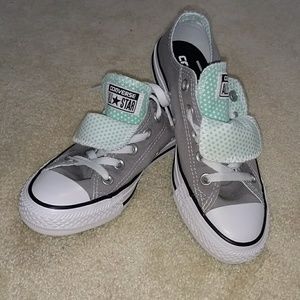 Converse- gray with seafoam green tongue